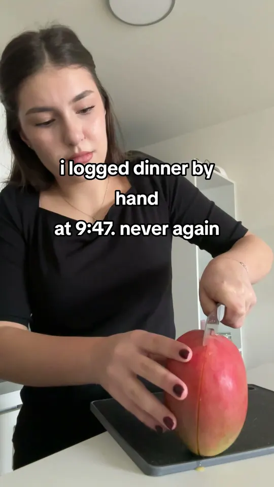 i logged dinner by hand at 9:47. never again 😭